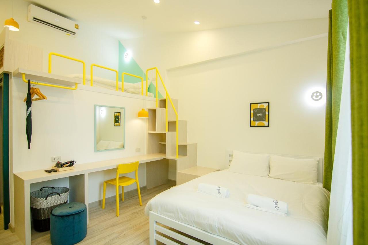 Folk Poshtel Asok Hostel Bangkok Kültér fotó